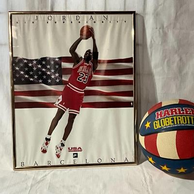 Jordon picture w/Harlem Globetrotters basket ball