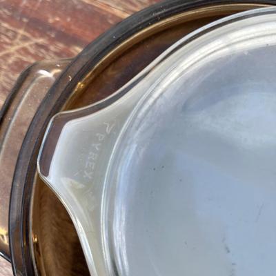 Pyrex & miscellaneous items