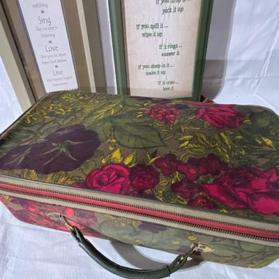 Vintage cloth suitcase with dollies/wall hangings