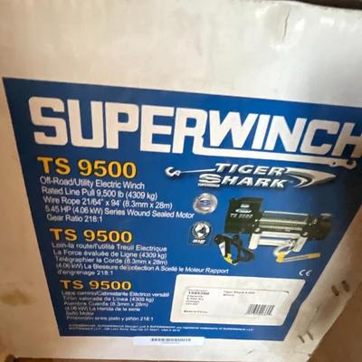 NEW SuperWinch Tiger Shark 9500 12 volt