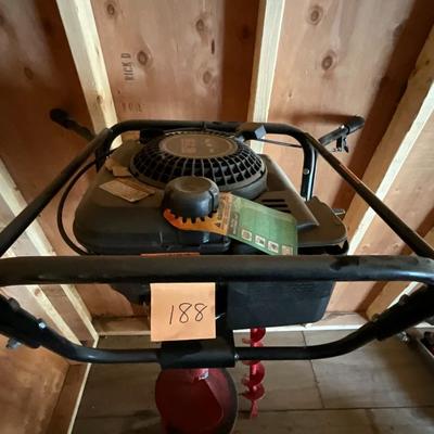 Post Hole Auger, Briggs and Stratton 675