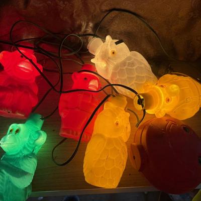 Owls/monkeys lights