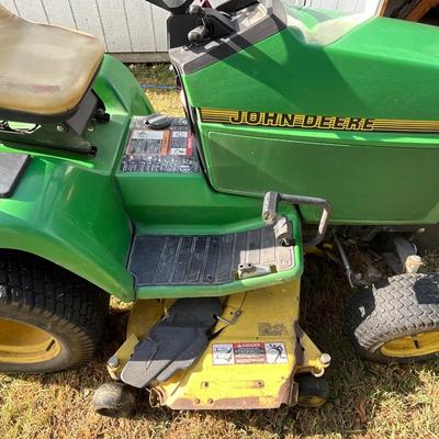John Deer 425 Riding Mower 58” deck Liquid cooled engine