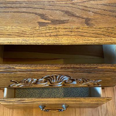 Bebe Night Stand