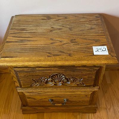 Bebe Night Stand
