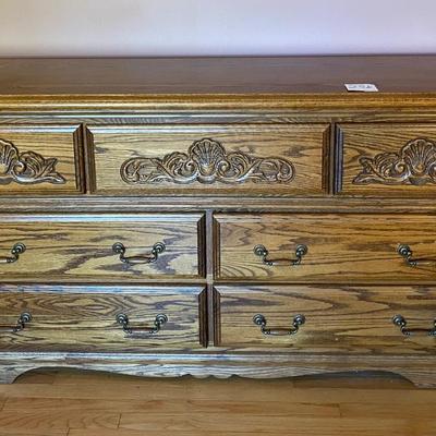 Bebe Dresser