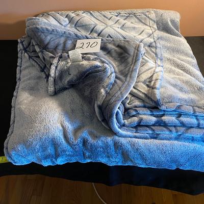 90”x90” Throw