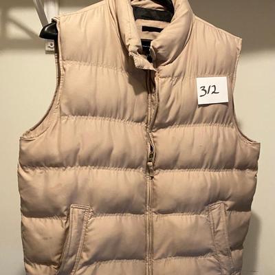 Weather cast Large Vest