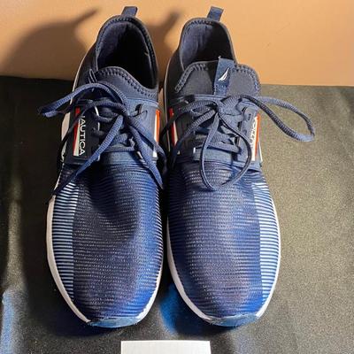 Men’s Size 11 Shoes