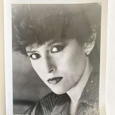 Melissa Manchester signed photo