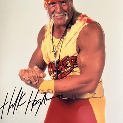 World Wrestling Federation Hulk Hogan signed photo