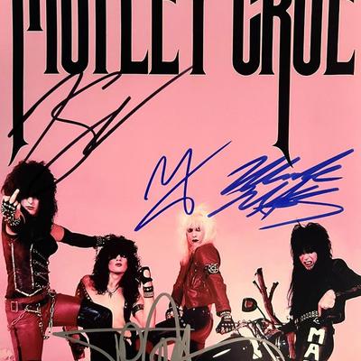 Motley Crue band signed photo