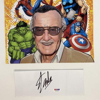 Comic legend Stan Lee original signature and cartoon photo. PSA / DNA
