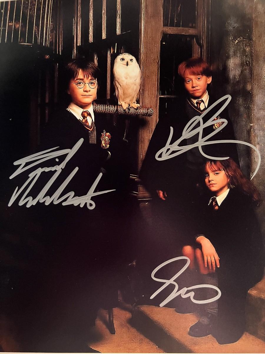 HARRY POTTER cast signed autographed photo silver marker COA Hologram main image 1