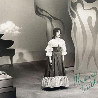 Christine Weidinger signed photo