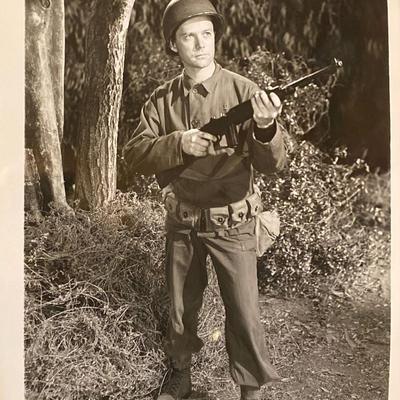 Lon McCallister signed photo