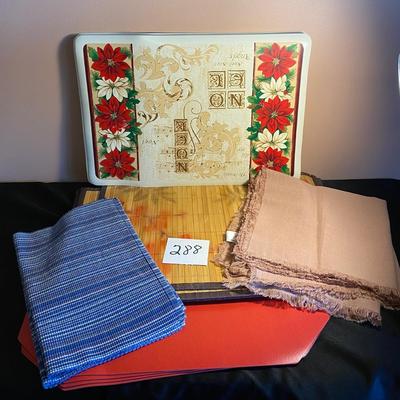 Table Place Mats