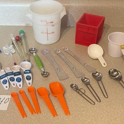 Measuring Lot