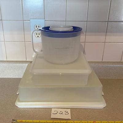 Tupperware Lot
