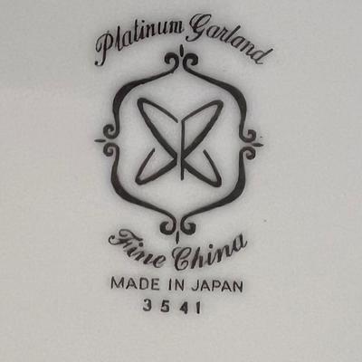 Platinum Garland Fine China Set