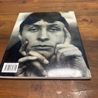 O’Keeffe soft cover book
