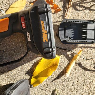 Worx trimmer and driver/impact and 4 batteries, 2 chargers