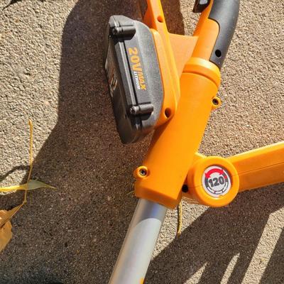 Worx trimmer and driver/impact and 4 batteries, 2 chargers