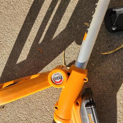 Worx trimmer and driver/impact and 4 batteries, 2 chargers