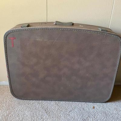 Vintage Suitcase with Yarn
