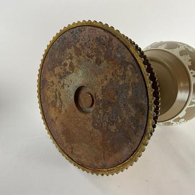 101 Antique Wedgwood Style Lamp