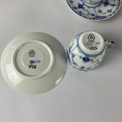 113 Royal Copenhagen Dish Set