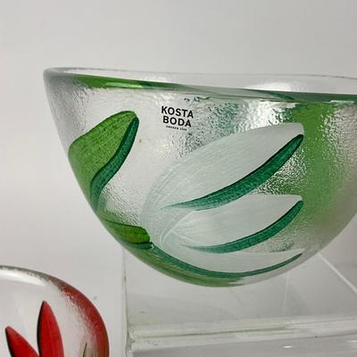 119 Kosta Boda Handpainted Flower Glass Dishes Set by Ulrica Hydman-Vallien