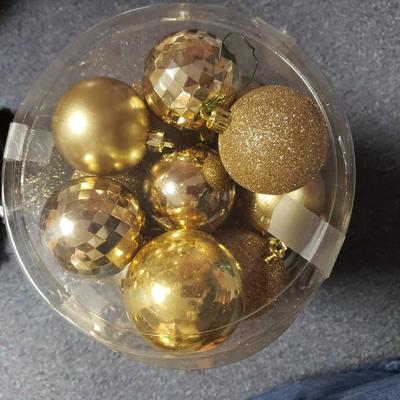 Christmas in October (1BH-KD)