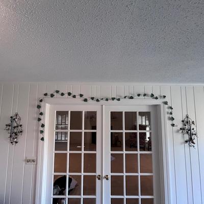 Metal & Ceramic Bird Candle Sconces and Ivy Garlands (2SR-BB)