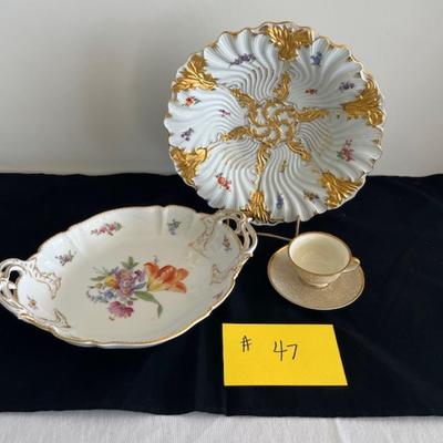 Porcelain figurines