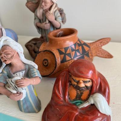 7 clay figures