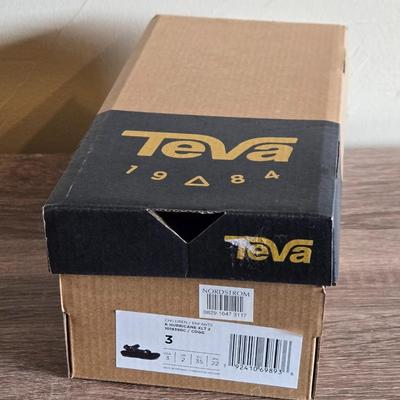 TEVA Kid's size 3 Sandals