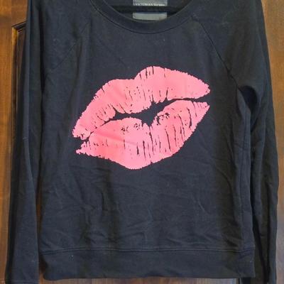 Victoria Secret Pink Lips Sweatshirt
