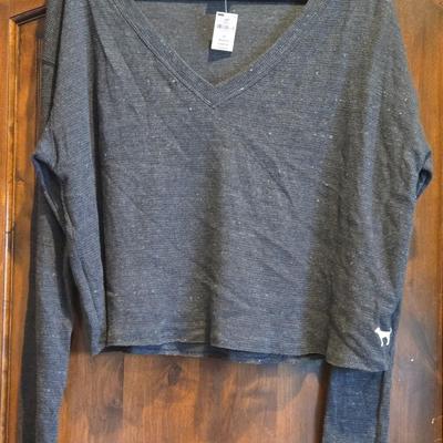 New with Tags Victoria Secret Pink Long Sleeve Top