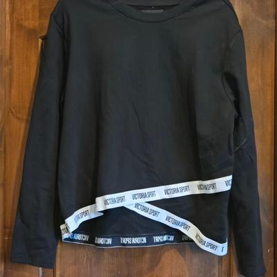 Victoria Secret Victoria Sport Long Sleeve Top
