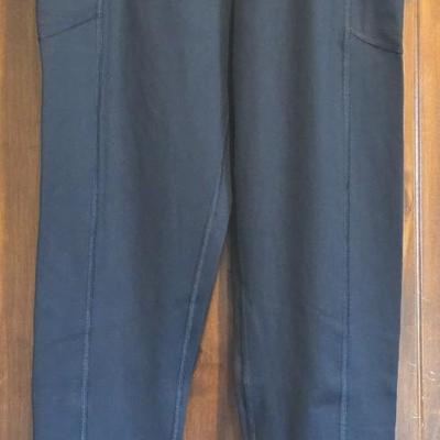 New with Tags Victoria Secret Studio Leggings
