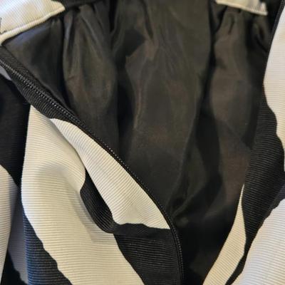 EXPRESS Black & White Zebra Print Skirt