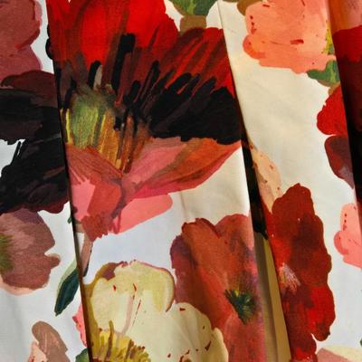 White House Black Market Floral Skirt