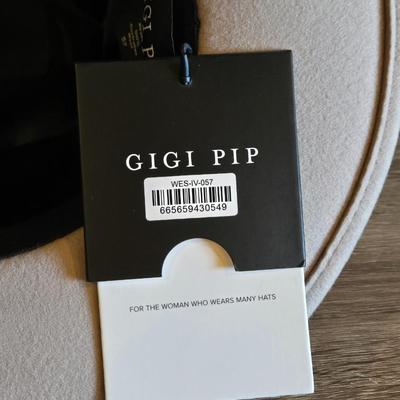 New with Tags GIGI PIP Wool Hat