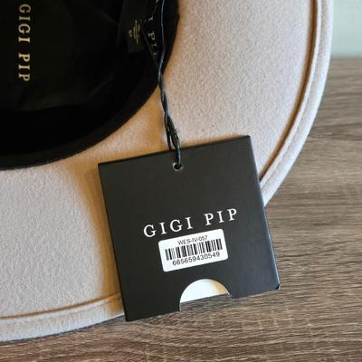 New with Tags GIGI PIP Wool Hat