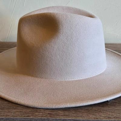 New with Tags GIGI PIP Wool Hat