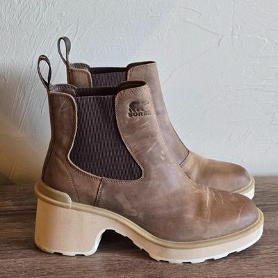Brown Leather Sorel Chelsea Boots