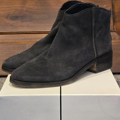 Dolce Vita Black Leather Booties