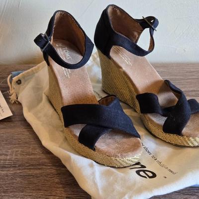 New in the Box Toms Wedge Sandals