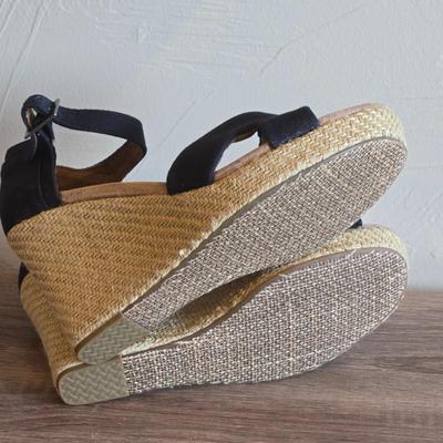 New in the Box Toms Wedge Sandals